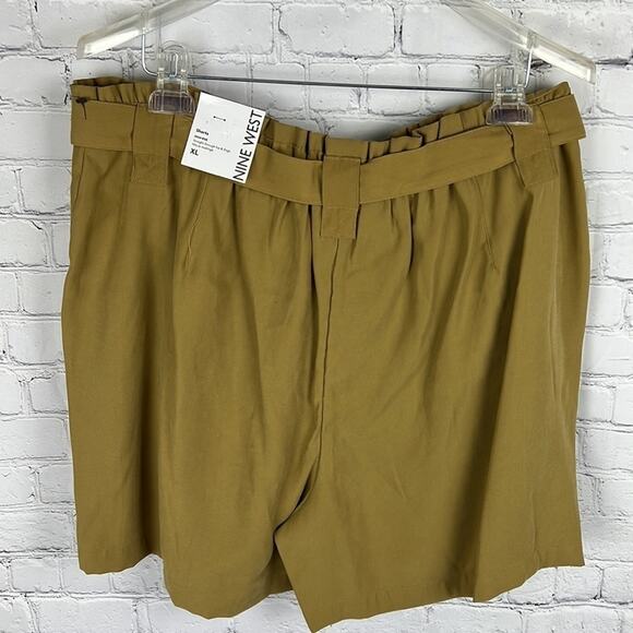 Nine West Women's Belted Shorts Pull On Khaki Size XL NWT Fall Style - Picture 3 of 9